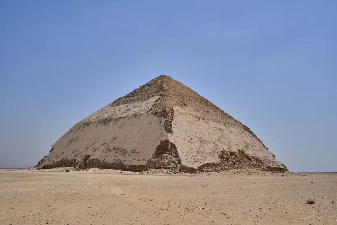 Grand Egyptian Museum & Dahshur